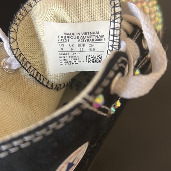 Converse: Custom blinged out Converse All Stars. High top. Kids size 9 - Picture 5 of 5